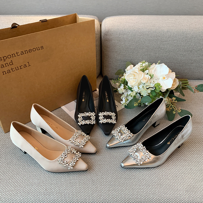Women Formal Wear Heels - Kadınlar İçin Siyah Saten Sivri Burunlu,