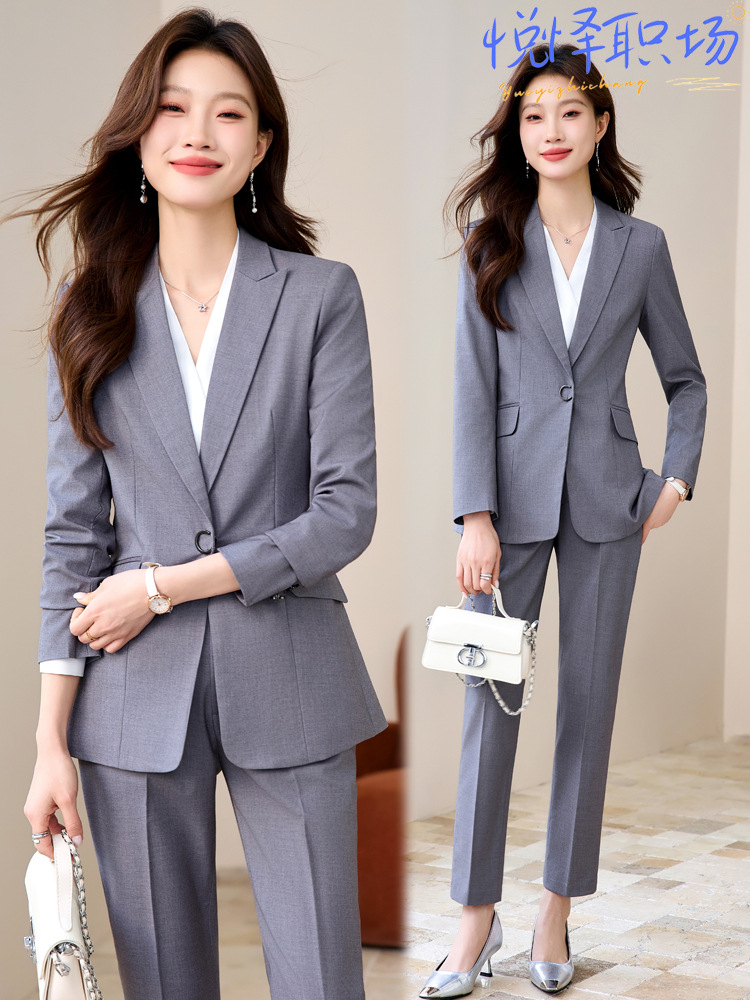 Women Formal Wear Shirt And Pant - Kadın Takım Elbise: Tanrıça Benzeri Bir