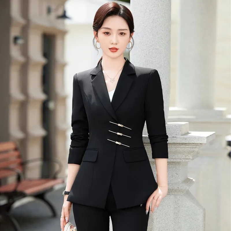 2025 Moda Beyaz Kırmızı Siyah  - Women Formal Wear With Black Blazer incelemesi ve fiyatı