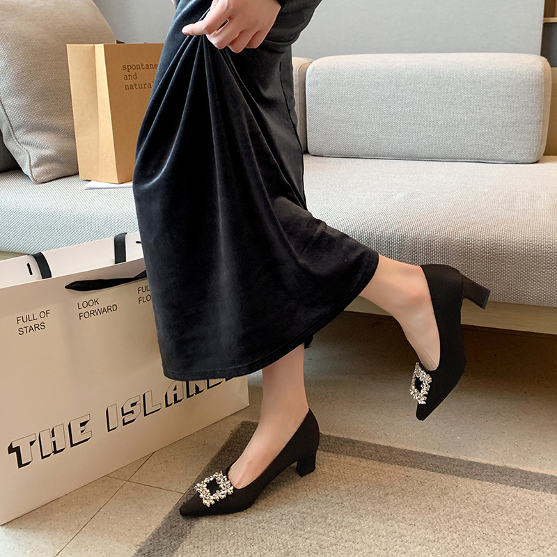 Kadınlar İçin Siyah Saten Sivr - Women Formal Wear Heels incelemesi ve fiyatı