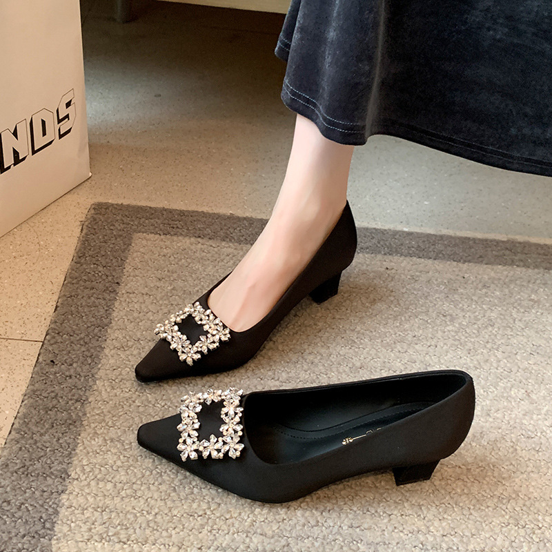 Kadınlar İçin Siyah Saten Sivr - Women Formal Wear Heels incelemesi ve fiyatı
