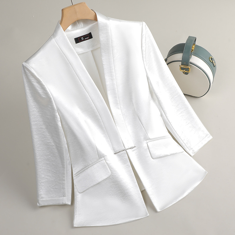 Profesyonel Kadın Siyah Beyaz  - Women Formal Wear With Black Blazer incelemesi ve fiyatı